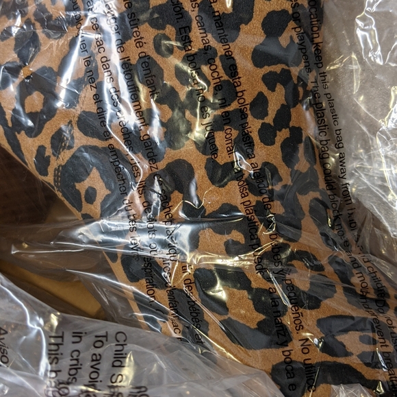 Lucky Brand LK- Zaprika Leopard Print Booties NIB Size 8 Ankle Boots - Picture 6 of 13